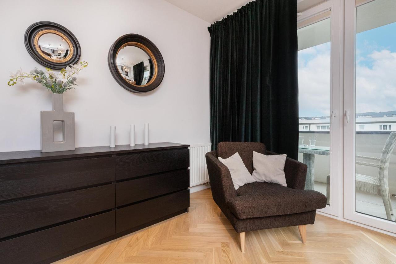 Superior Apartment With Balcony & Parking Gdansk By Noclegi Renters Prestige Extérieur photo